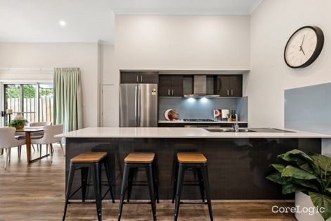 Property photo of 32 Durack Crest Norwest NSW 2153