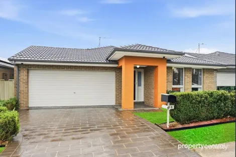9 Cherrywood St, Claremont Meadows, NSW 2747