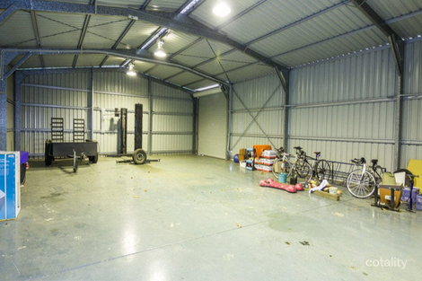 Property photo of 35 Mynott Road Beachmere QLD 4510