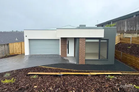 4 Bladen St, Warragul, VIC 3820
