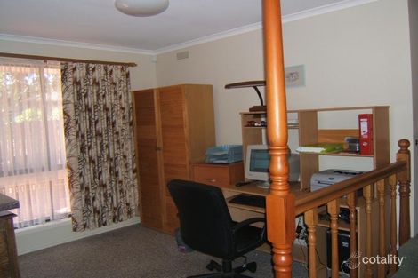 Property photo of 1/21 Steane Street Kennington VIC 3550