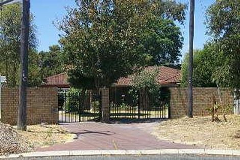 47 Essex St, Forrestfield, WA 6058