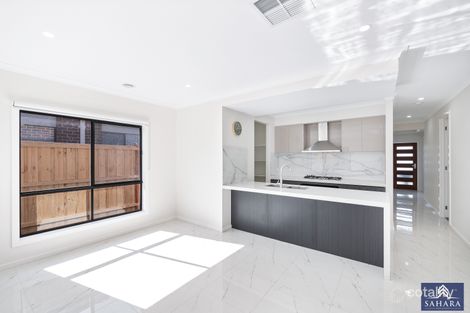 Property photo of 12 Isla Street Tarneit VIC 3029