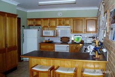 Property photo of 38 Baker Drive Tenambit NSW 2323