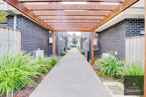 23/5 Thomas Carr Dr, Tarneit, VIC 3029