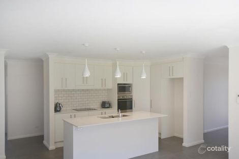 Property photo of 24 Yarralumla Parade Thrumster NSW 2444