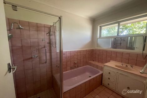Property photo of 2 Berrima Street Oakleigh East VIC 3166