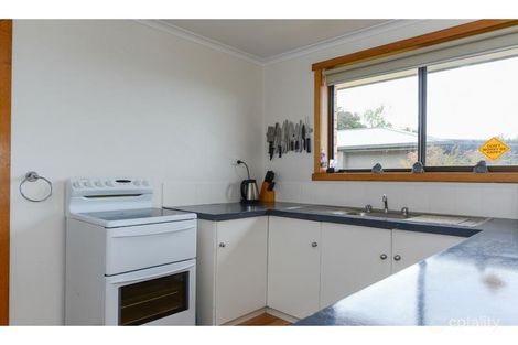 Property photo of 24 Stirling Avenue Blackmans Bay TAS 7052