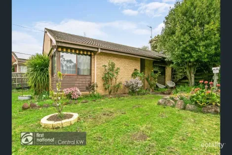 1 Mimosa Cres, Churchill, VIC 3842