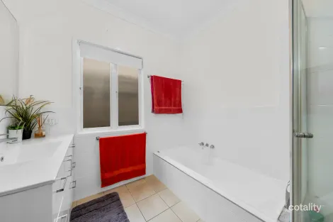 Property photo of 59 Cobar Street Lota QLD 4179