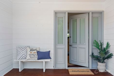 Property photo of 25 Hilltop Street Bateau Bay NSW 2261