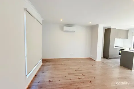 Property photo of 31 Fogarty Street Williams Landing VIC 3027