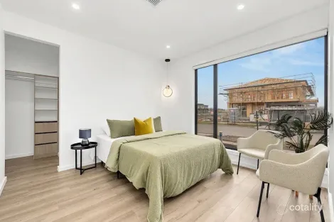 Property photo of 6 Coolangatta Drive Mickleham VIC 3064