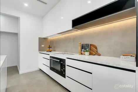 Property photo of 6 Coolangatta Drive Mickleham VIC 3064