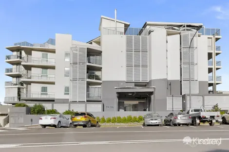 8/146 Prince Edward Pde, Scarborough, QLD 4020