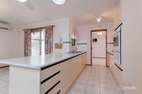 Property photo of 21 Metcalfe Drive Romsey VIC 3434