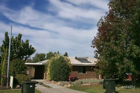 12 Lyndhurst Cres, Ferndale, WA 6148