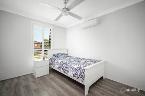 Property photo of 11 Diggins Street Beaumont Hills NSW 2155