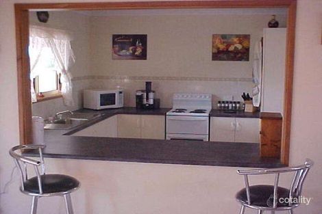 Property photo of 37 Kestrel Crescent Thompson Beach SA 5501