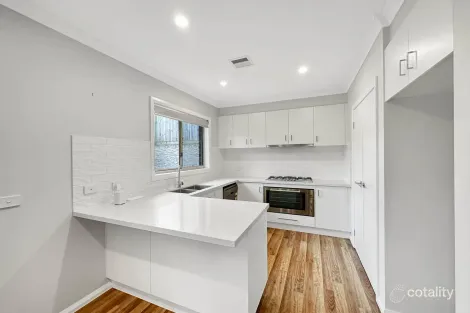 Property photo of 36 Twin Ranges Drive Warragul VIC 3820