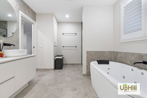 Property photo of 10 Monica Way Beaconsfield VIC 3807