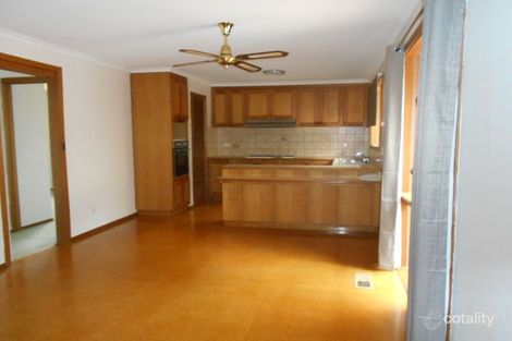 Property photo of 10 Astran Court Endeavour Hills VIC 3802