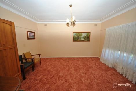 Property photo of 11 Larien Crescent Birrong NSW 2143