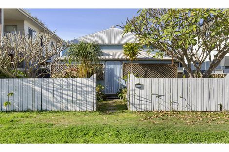 Property photo of 313 Bolsover Street Depot Hill QLD 4700