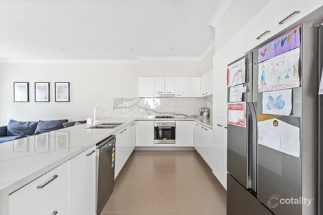 Property photo of 11 Hayman Street Berwick VIC 3806
