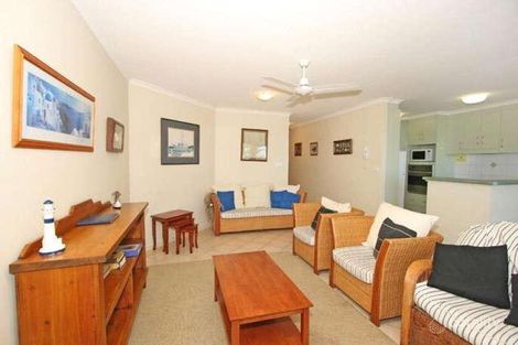 Property photo of 1/6 Pacific Parade Yamba NSW 2464