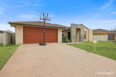 Property photo of 18 Bowman Drive Westdale NSW 2340
