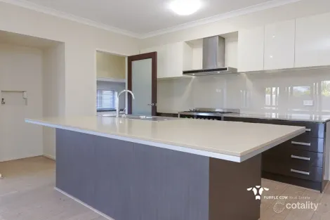 Property photo of 27 Banya Crescent Springfield Lakes QLD 4300