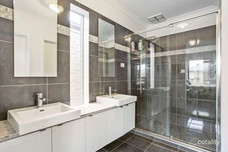 Property photo of 9 Cortula Road Cranbourne East VIC 3977
