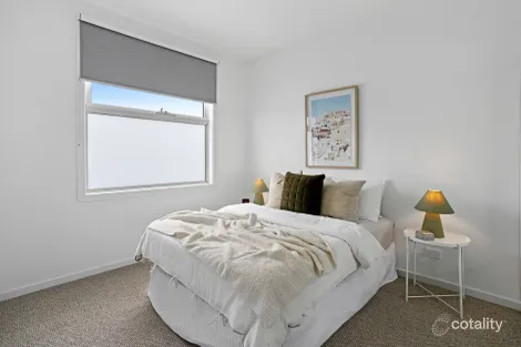 Property photo of 4/24 Thomas Street Rosebud VIC 3939
