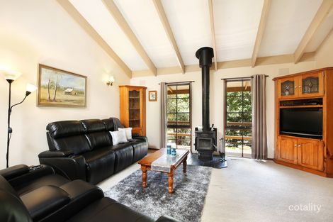 Property photo of 2 Mayo Court Wandin North VIC 3139