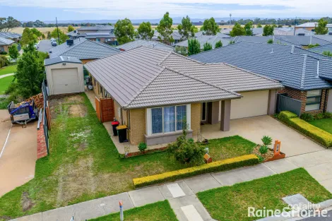 73 Aruma Ave, Harkness, VIC 3337