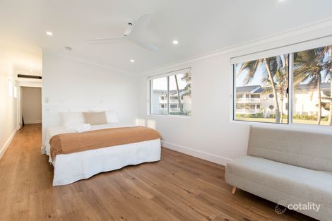 Property photo of 28-30 Kerr Street Meikleville Hill QLD 4703