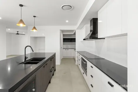Property photo of 90 Hall Road Elimbah QLD 4516