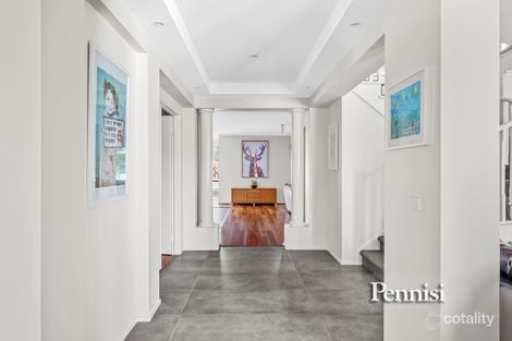 Property photo of 39 Tasman Crescent Taylors Lakes VIC 3038