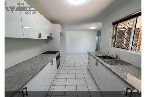 Property photo of 8 Colleen Avenue Emerald QLD 4720