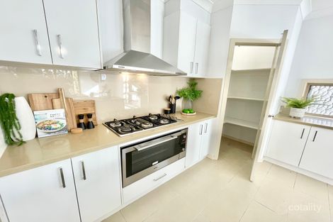 Property photo of 24 Boathouse Drive Caroline Springs VIC 3023