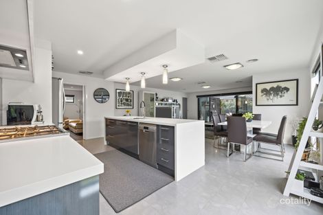 Property photo of 18 Regal Drive Alfredton VIC 3350