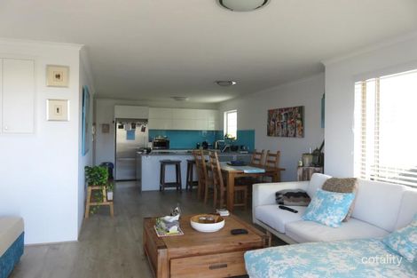 Property photo of 2/10 Orvieto Terrace Kings Beach QLD 4551