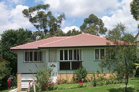 8 Doulton St, Stafford Heights, QLD 4053