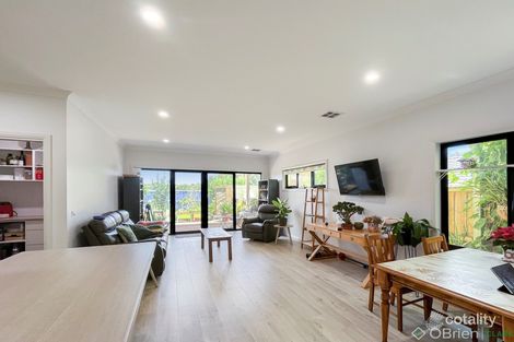 8 Kendal Ave, Warragul, VIC 3820