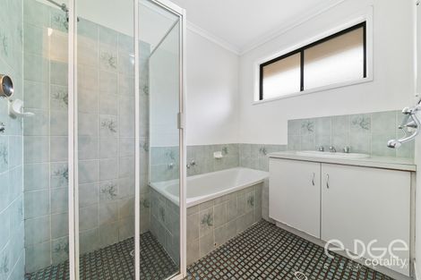 Property photo of 19 Banksia Crescent Craigmore SA 5114