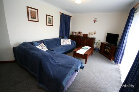 Property photo of 3 Tansey Way Falcon WA 6210