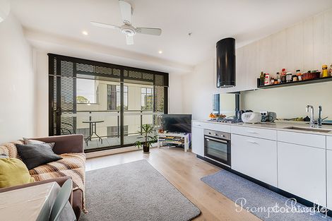 Property photo of 302/6 St Kilda Road St Kilda VIC 3182