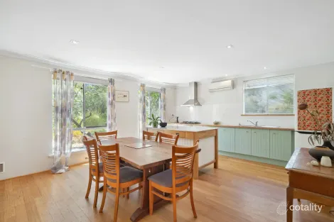 7b Lucius Rd, Hamilton Hill, WA 6163