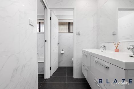Property photo of 34 Ironside Street St Johns Park NSW 2176